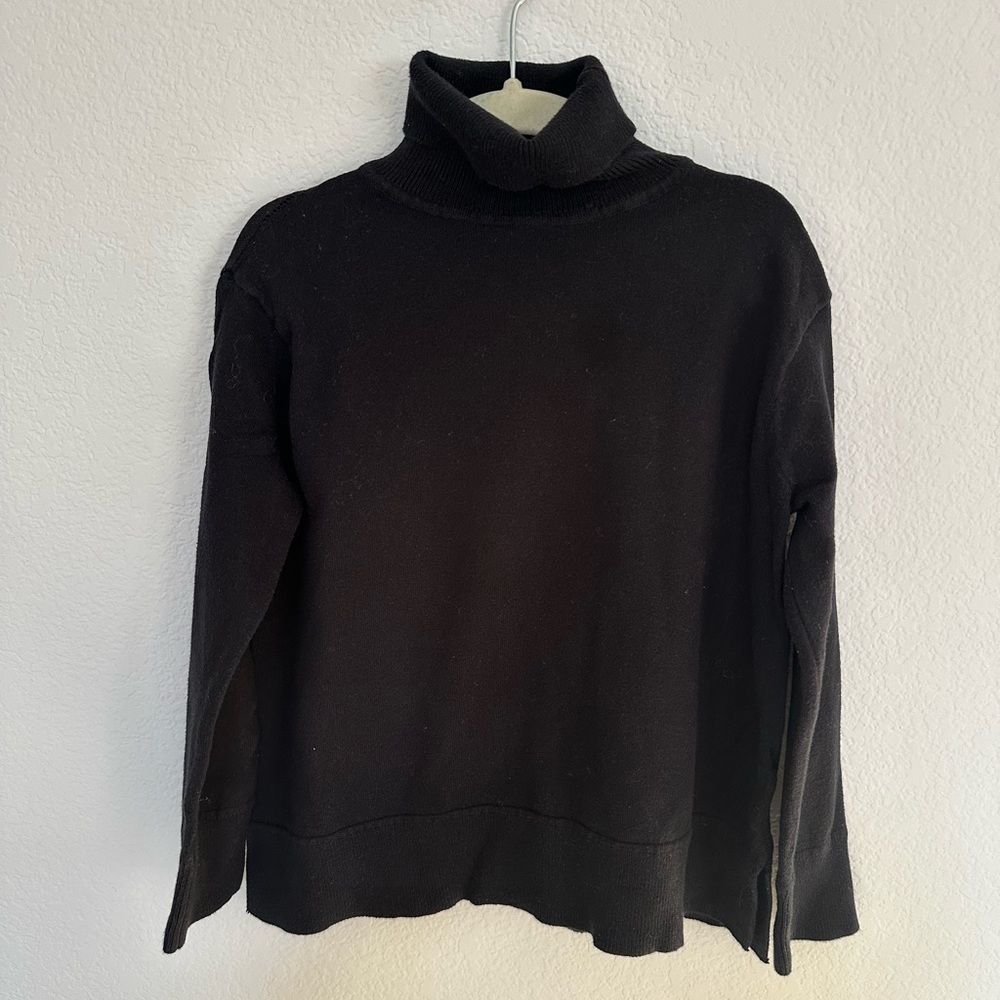 Zara turtleneck knit sweater, size 6